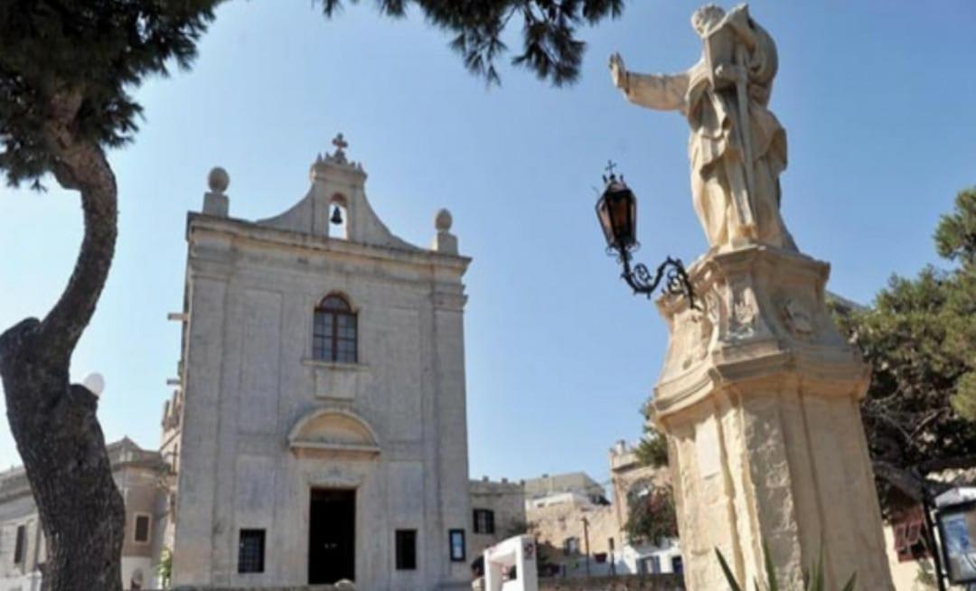quiet central village Naxxar Extérieur photo